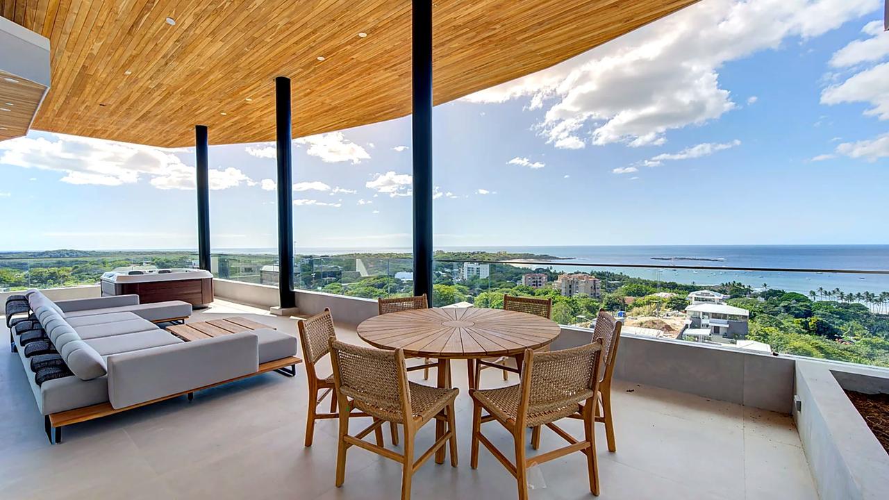 Tamarindo 360 Penthouse 1 covered terrace ocean dining