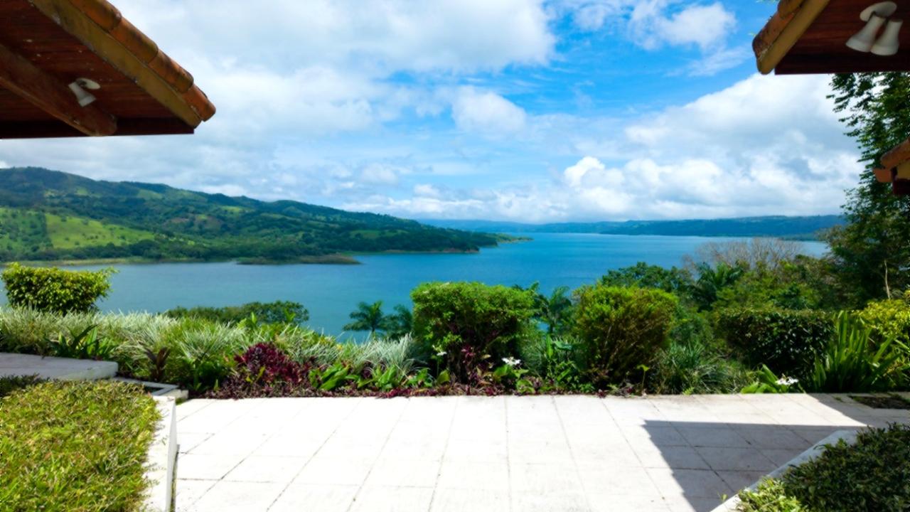 Rio Chiquito Ranch & Villas balcony lake hill view