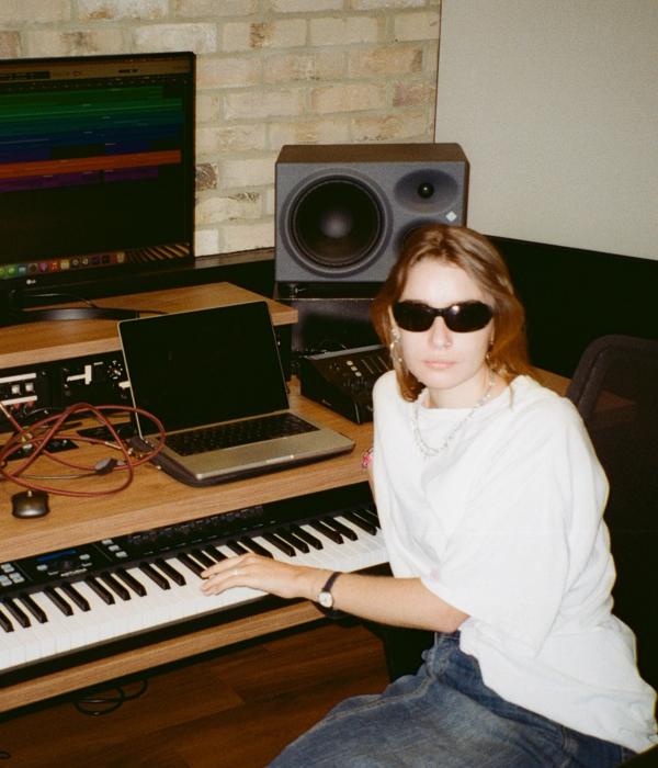 Liv Bloore (she/her)