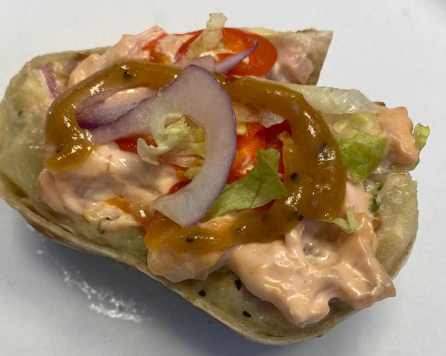 Faruks lyx-tunnbrödsrulle Kulusevski som en smakportion i avsmakningsmenyn. Kulusevski smakportion