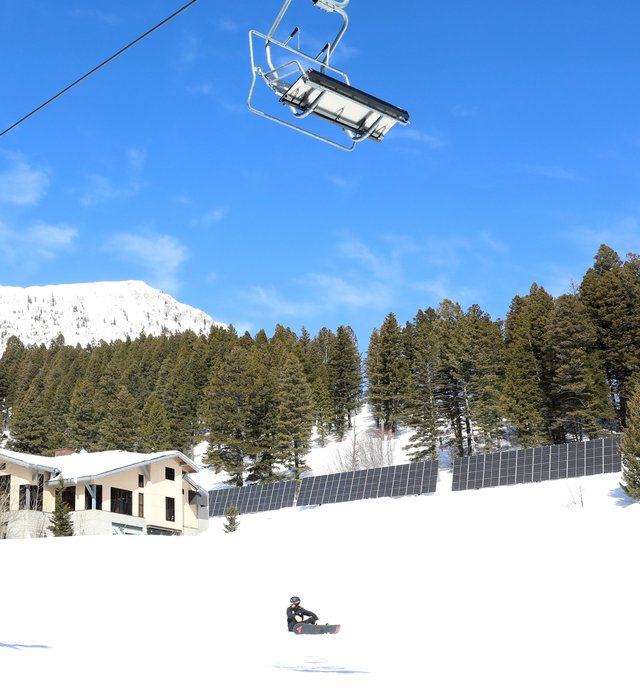 Deer Park Chalet with Solar Panels