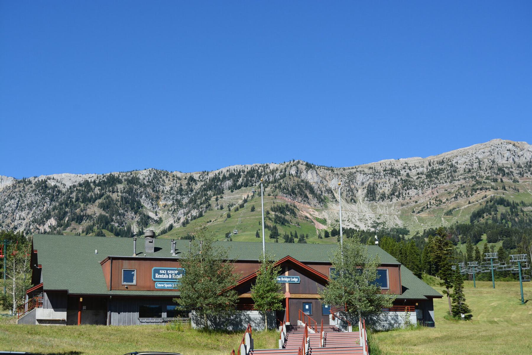 Jim Bridger Lodge in Summer