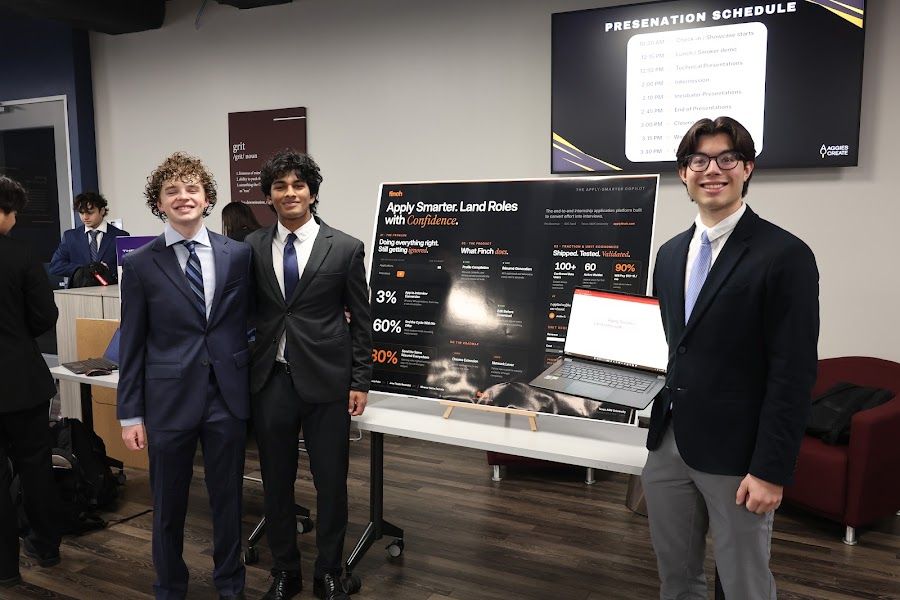 Project visuals on screen at a presentation station