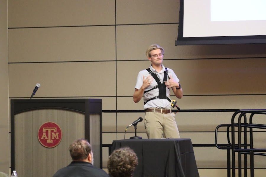 Aggies Create — F25 Expo 7950