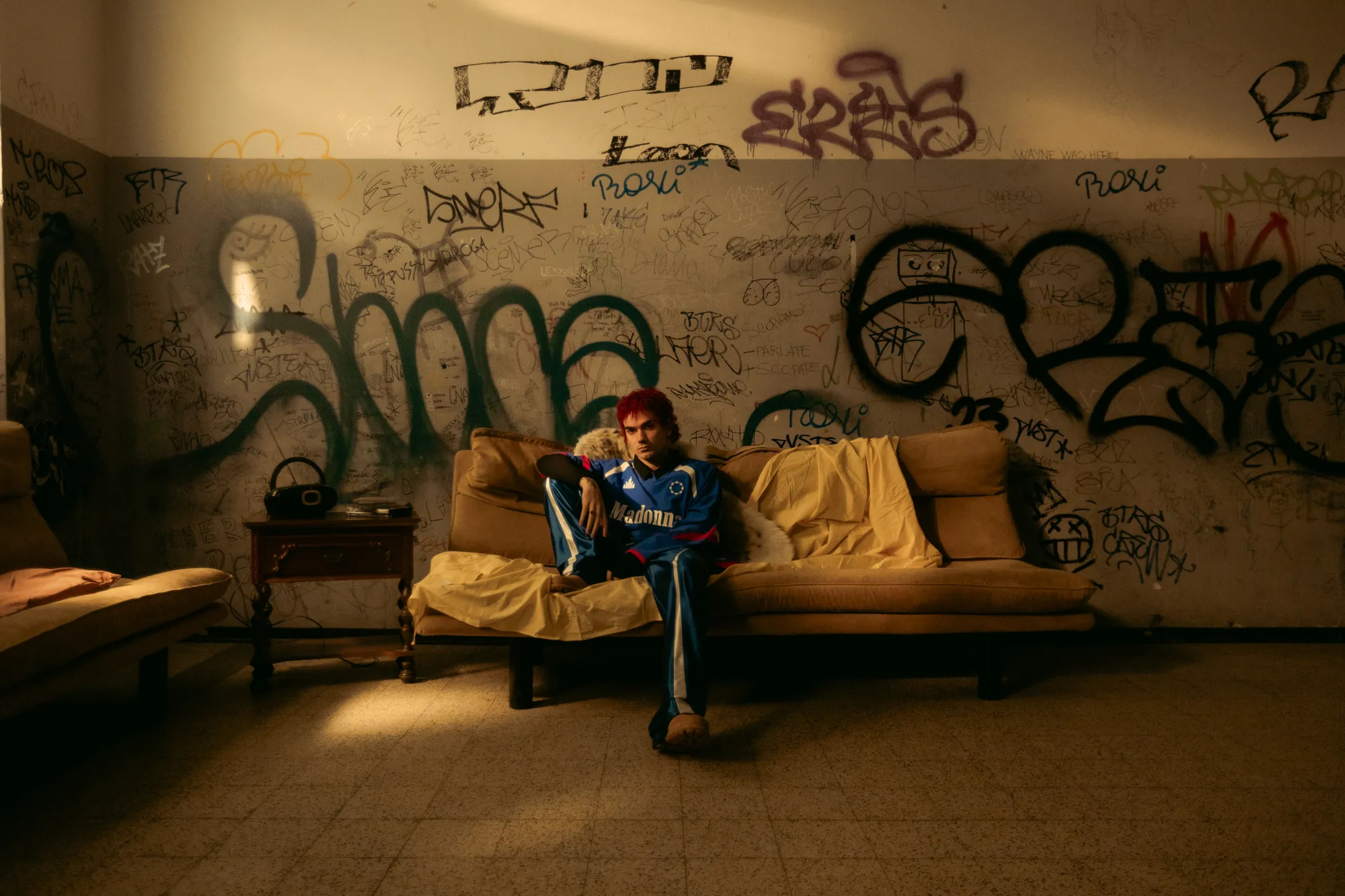 Scenografia realizzata per Universal Music Italia da Veronica Molteni, Scenografa e Set Designer