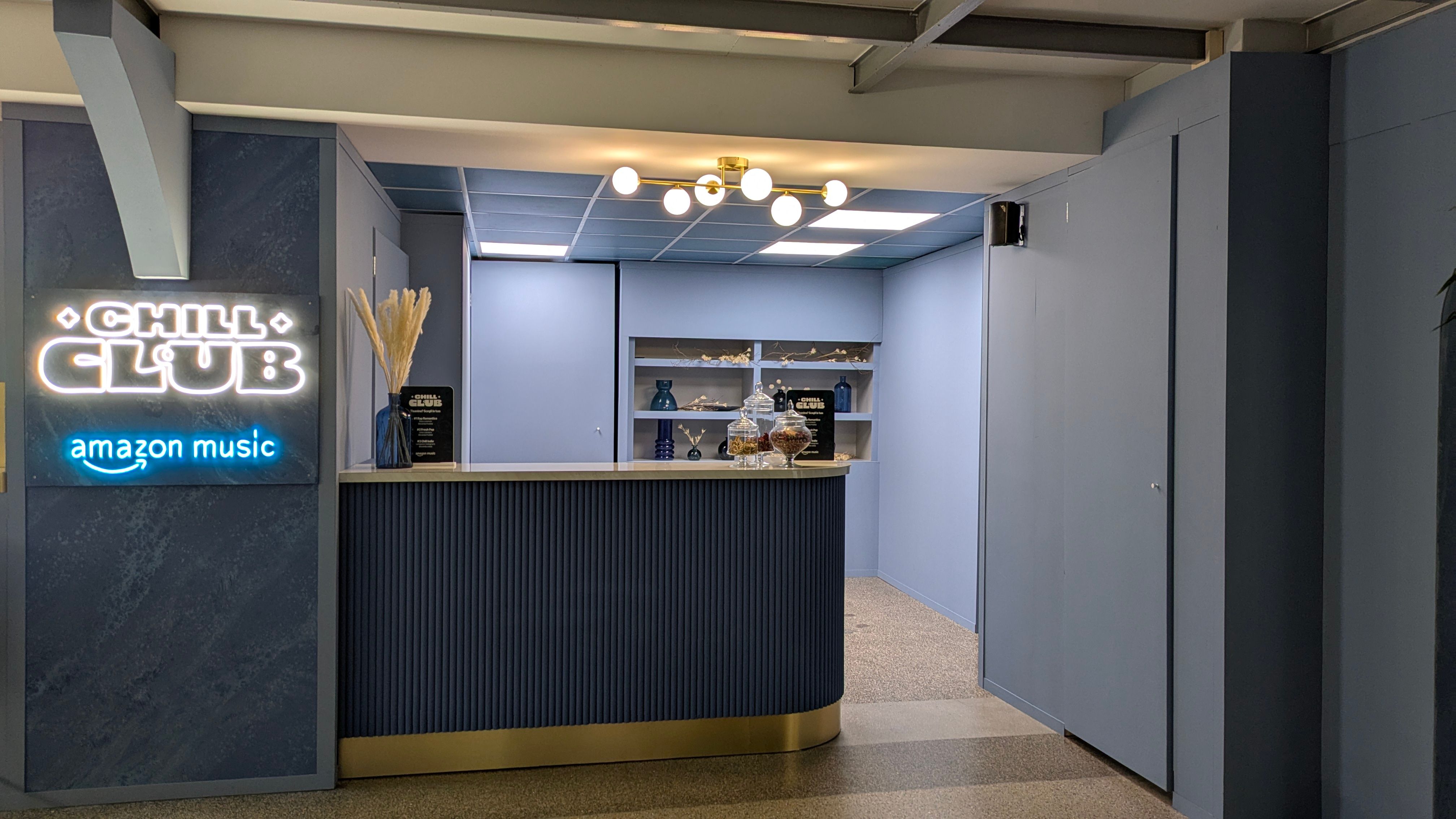 Scenografia realizzata per Amazon Music da Veronica Molteni, Scenografa e Set Designer