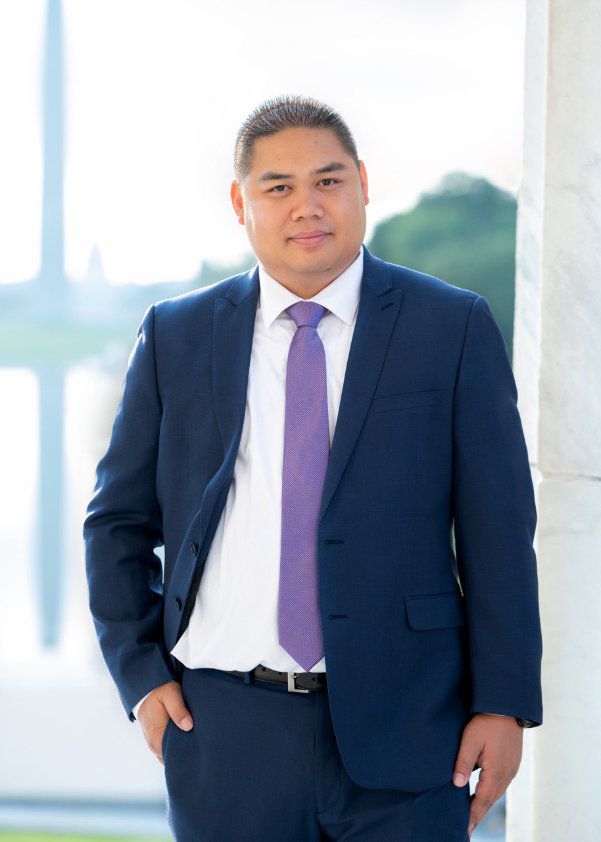 Mr. Saeng Saengduangchan