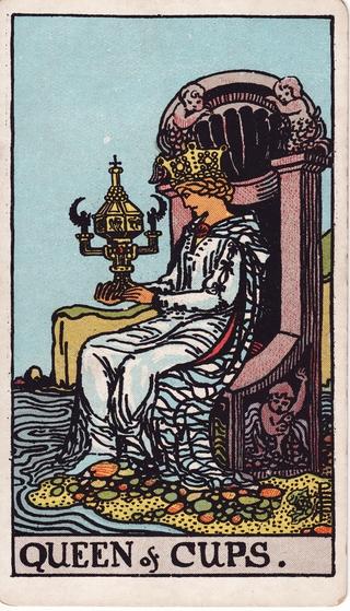 Queen of Cups Tarot Card Meanings