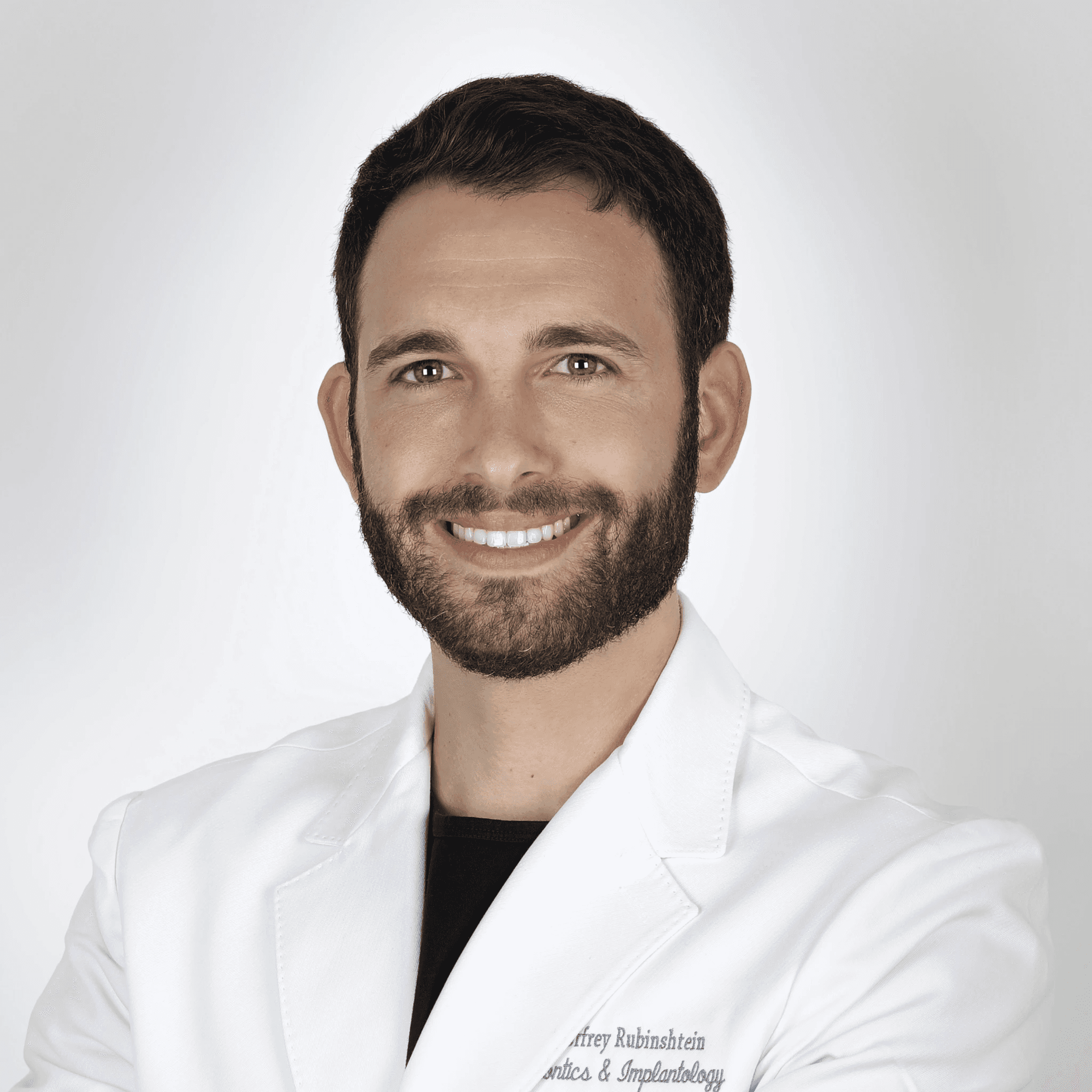Dr. Geoffrey Rubinshtein, periodontist at Bensonhurst Dental in Brooklyn