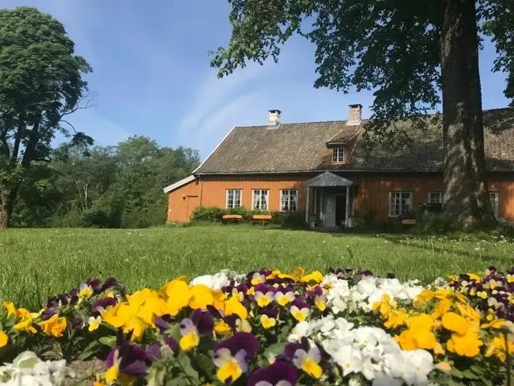 Sommersesong 2026 på Skedsmo Bygdemuseum