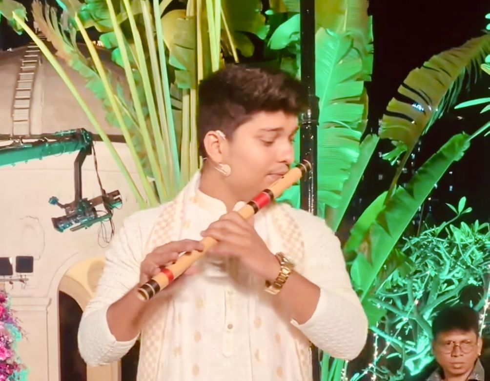 Live Flute and band at Wedding Function