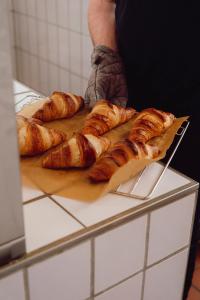 Croissants frisch aus dem Ofen