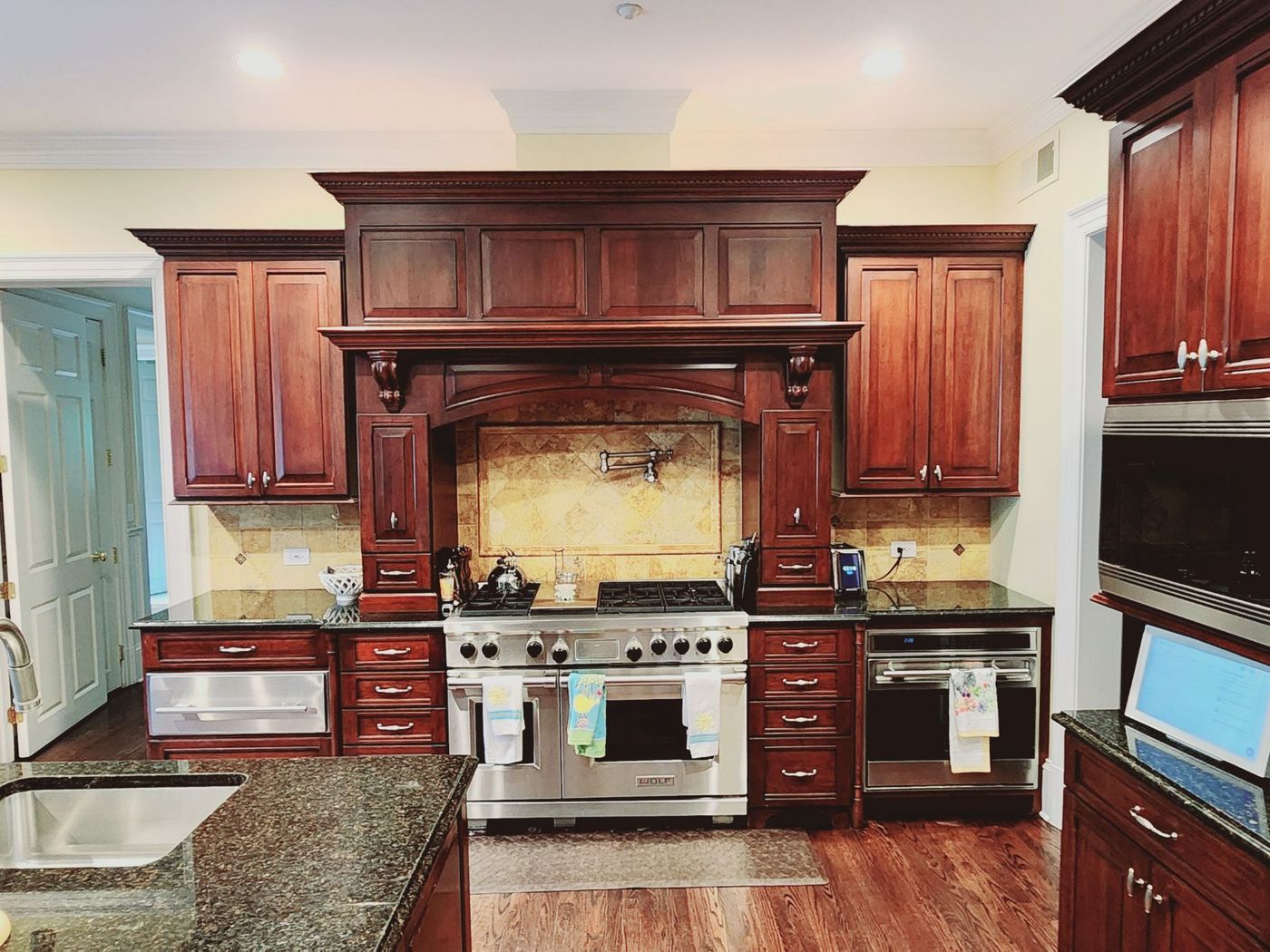 Kitchen Cabinet Refinishing — Harrison, NY project photo 1