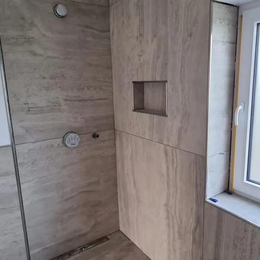 Kupaonska keramika u Makarskoj
