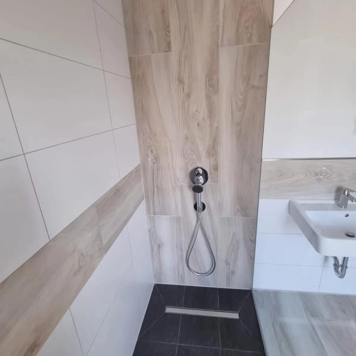 Tuš zona s keramičkom oblogom na Žnjanu