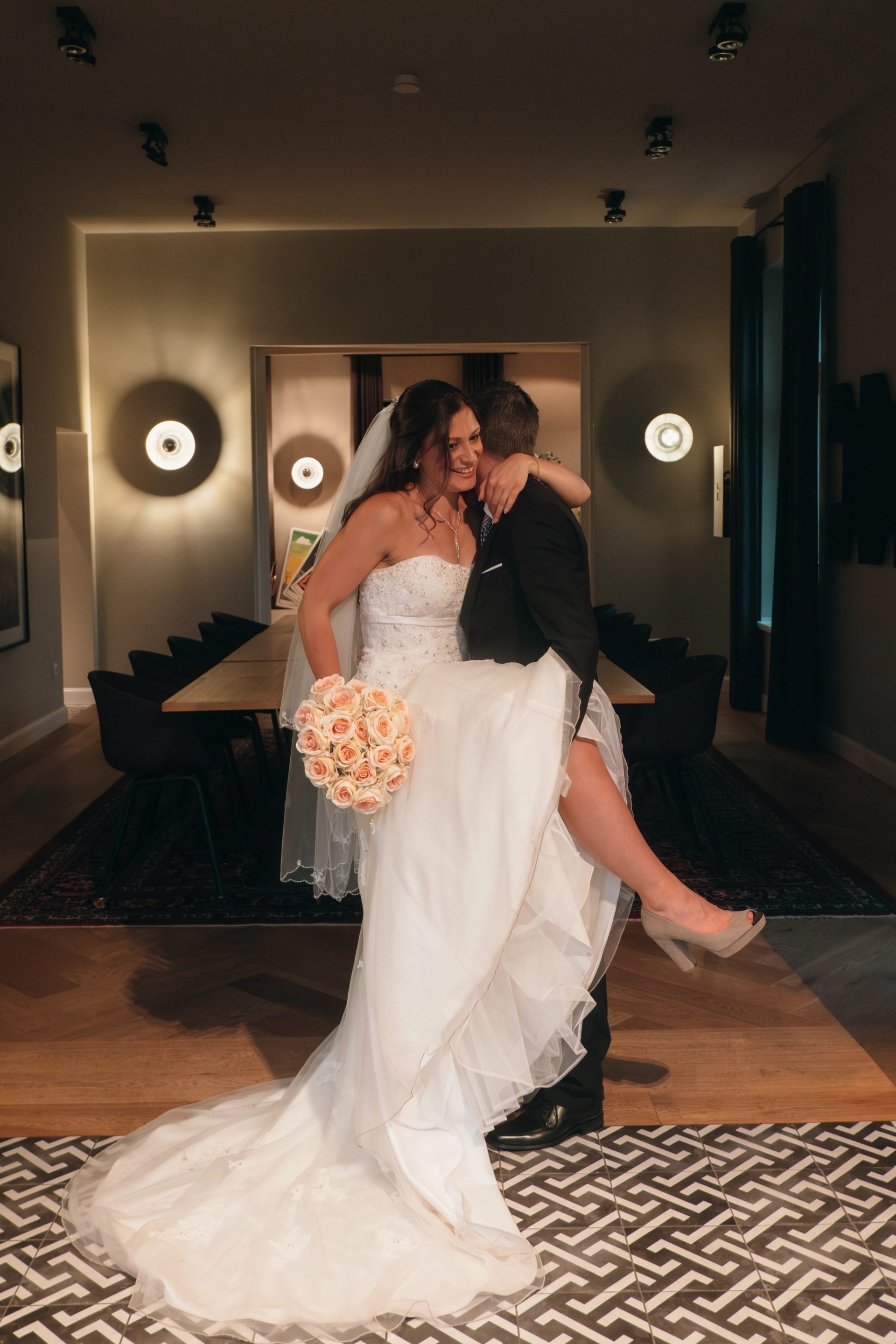 Hochzeitsfoto von Alex und Nathalie in Villa Glanzstoff Oberbruch 2025