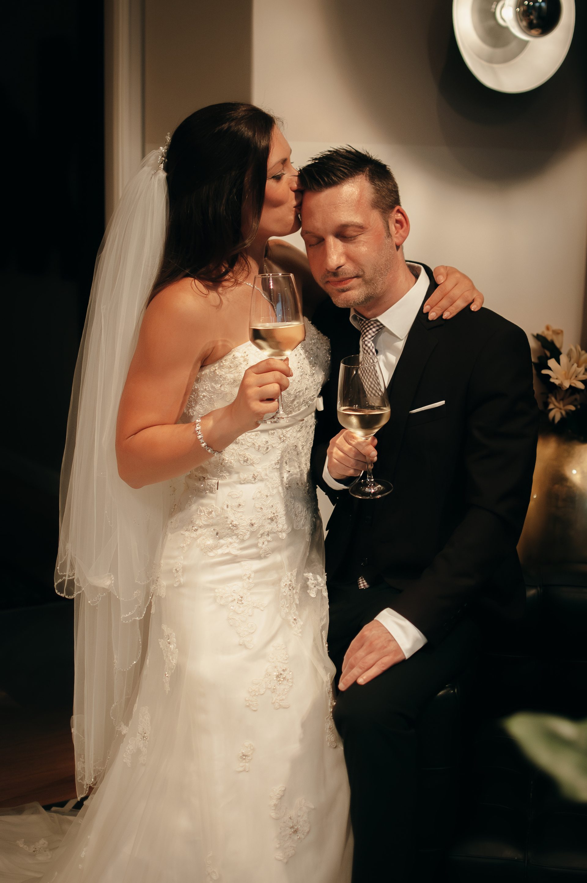 Hochzeitsfoto von Alex und Nathalie in Villa Glanzstoff Oberbruch 2025