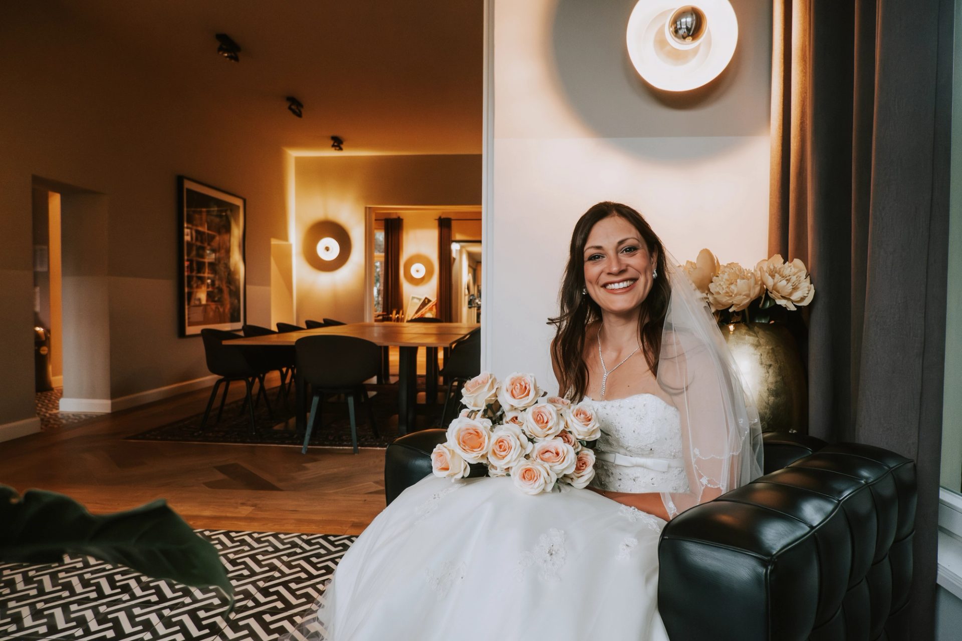 Hochzeitsfoto von Alex und Nathalie in Villa Glanzstoff Oberbruch 2025