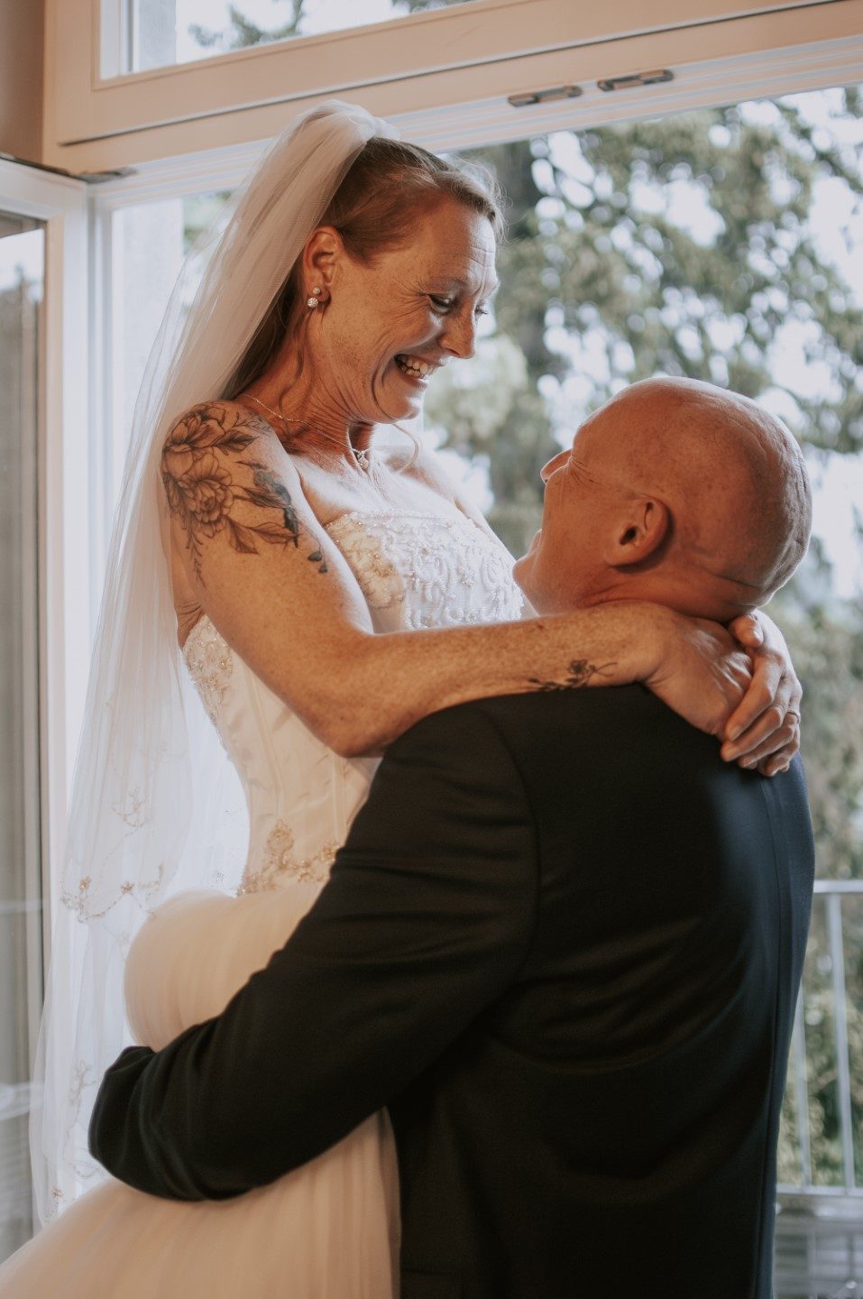 Hochzeitsfoto von Nicole und Axel in Villa Glanzstoff Oberbruch 2025