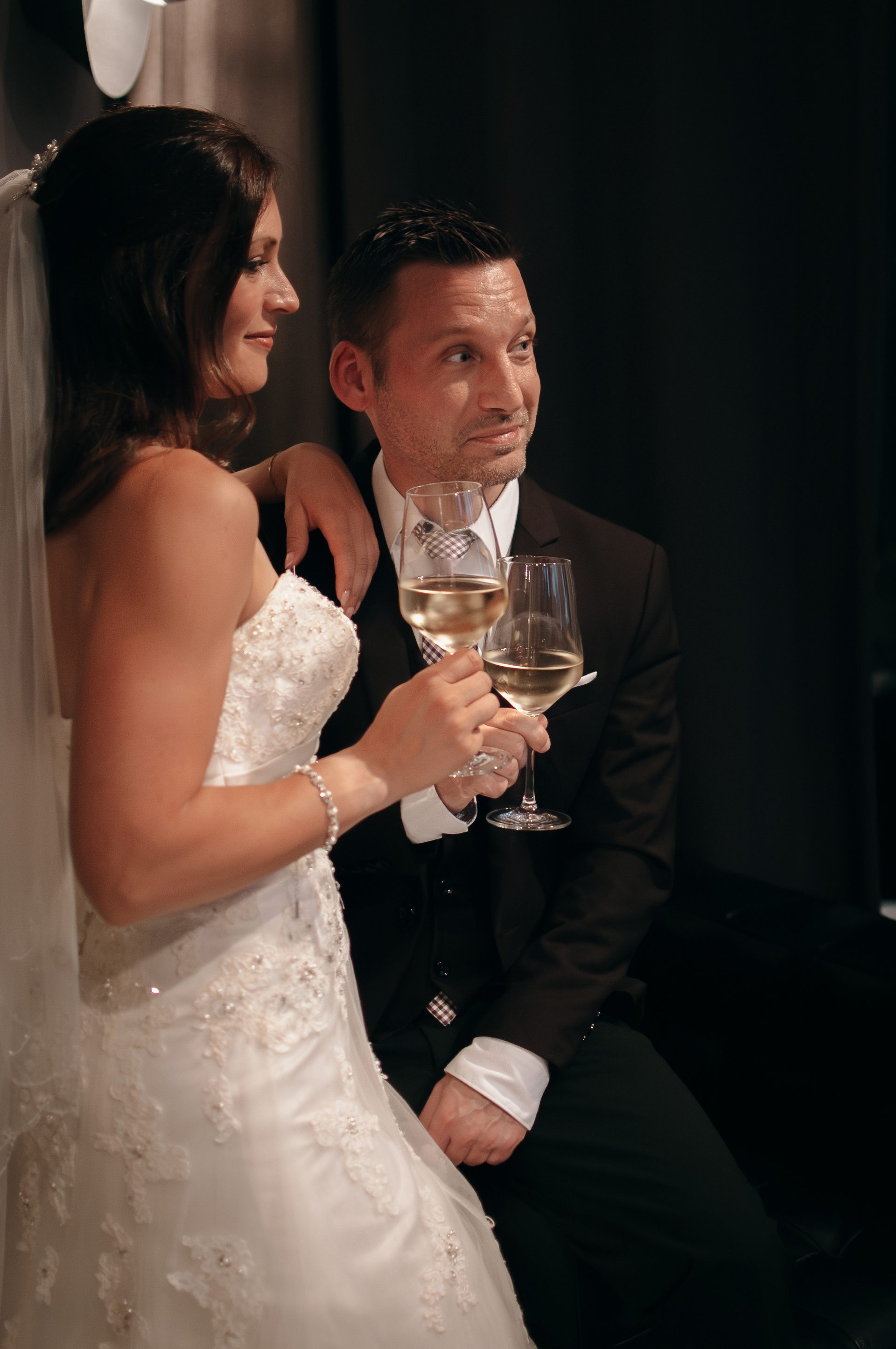 Hochzeitsfoto von Alex und Nathalie in Villa Glanzstoff Oberbruch 2025