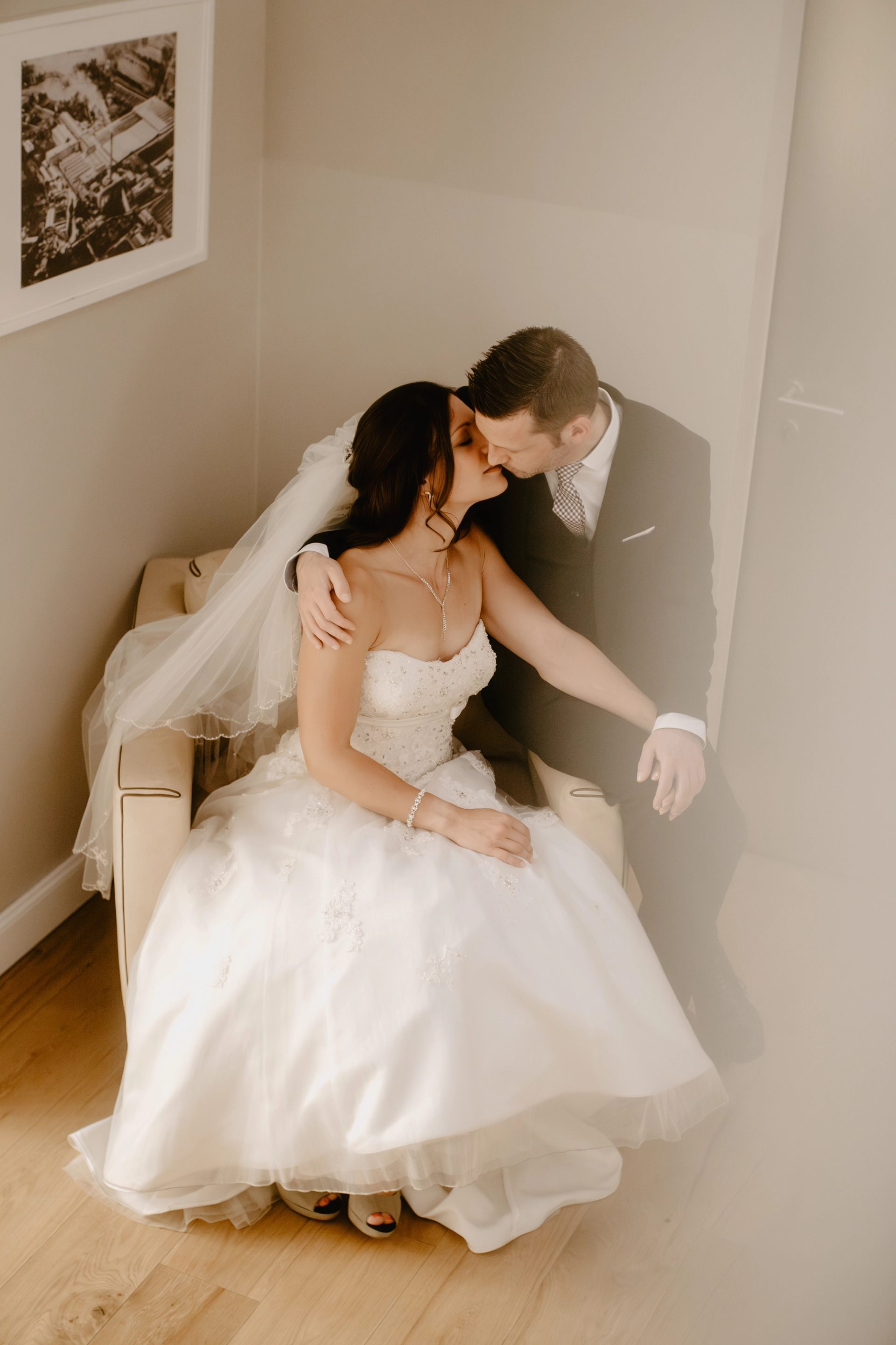 Hochzeitsfoto von Alex und Nathalie in Villa Glanzstoff Oberbruch 2025