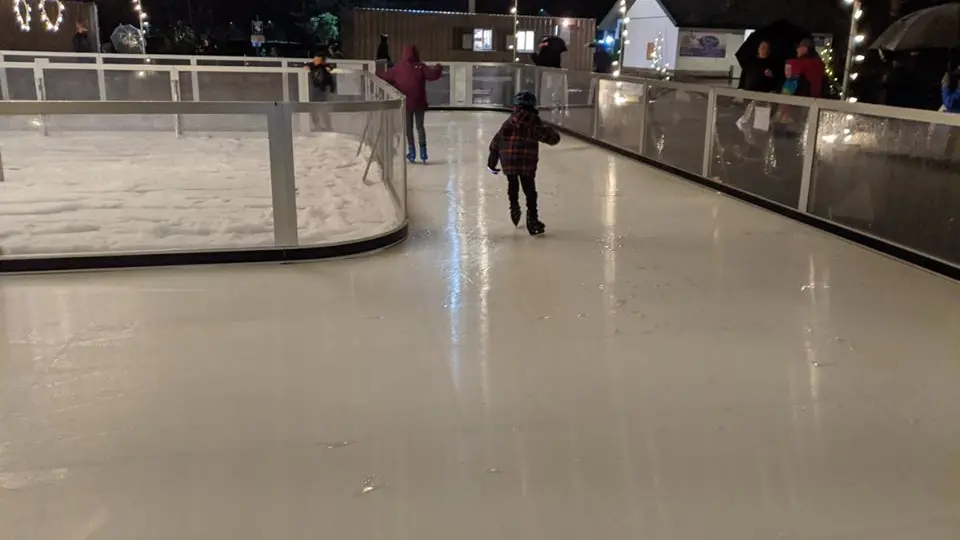 Skating at Harrison Hot Springs near Vancouver