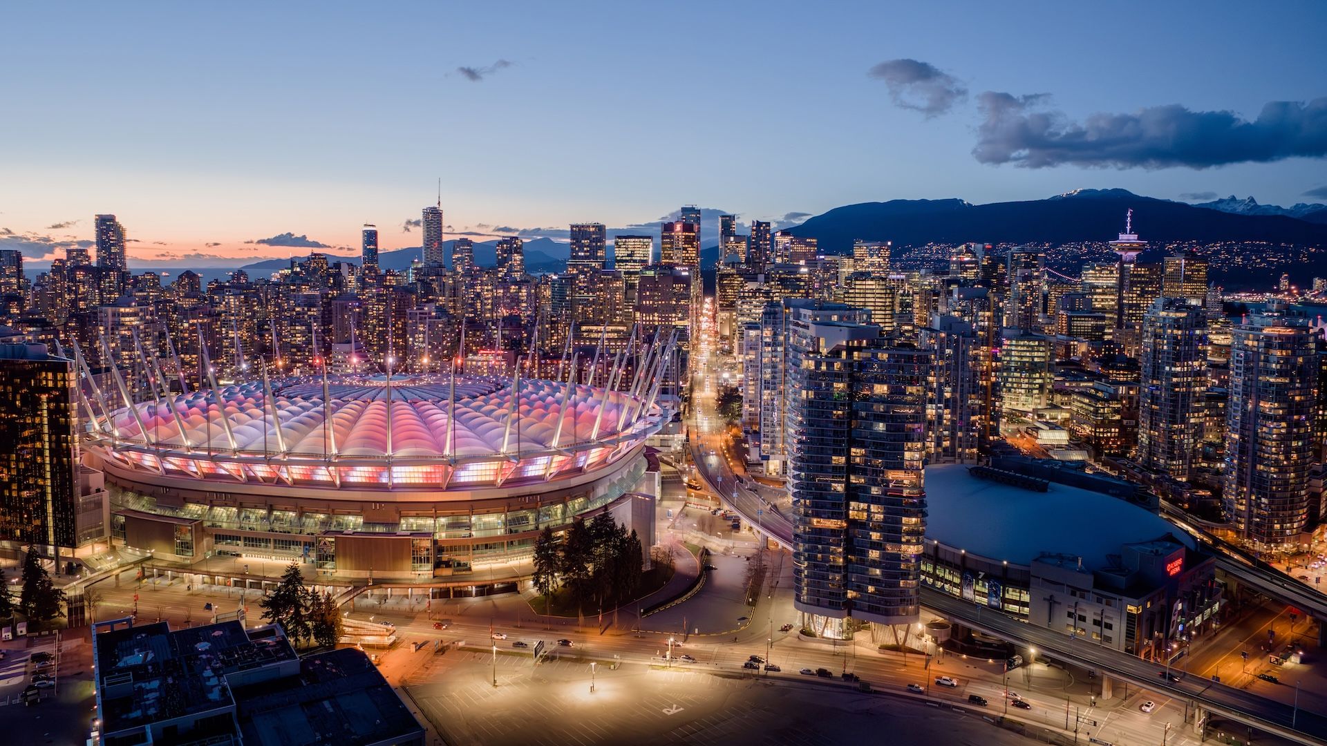 Catch the First WNBA Regular Season in Canada at Rogers Arena This