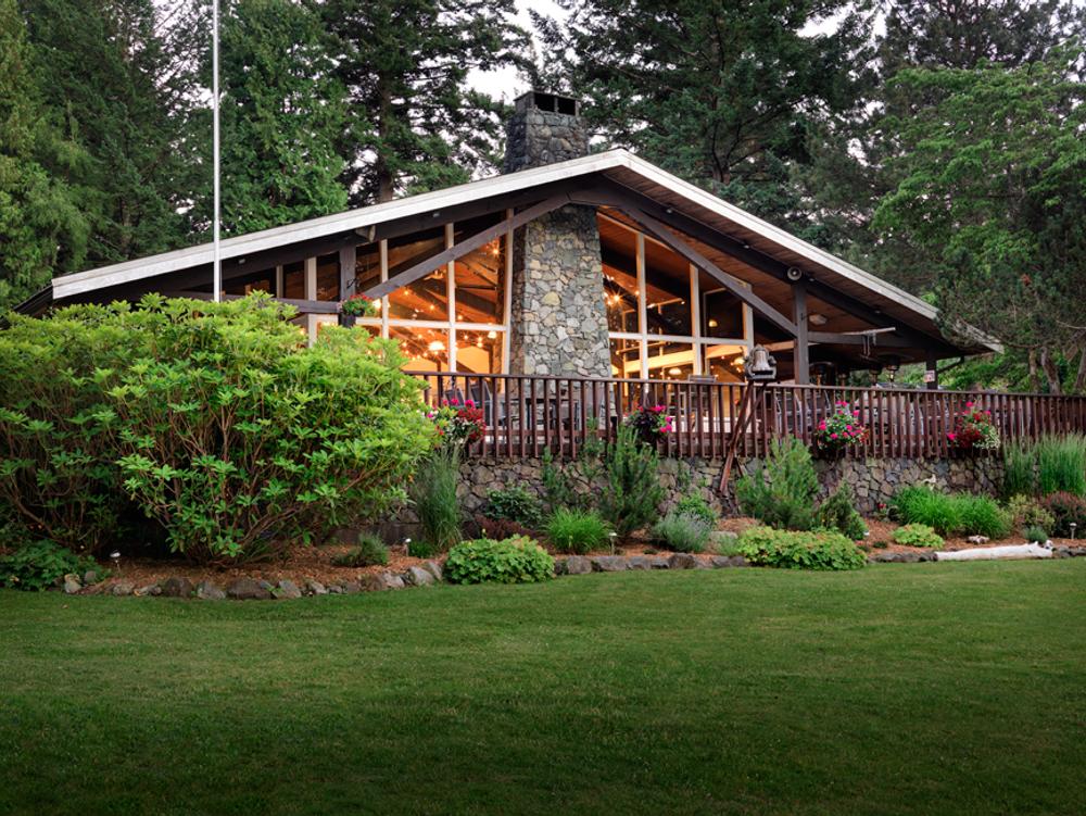 Bowen Island Lodge