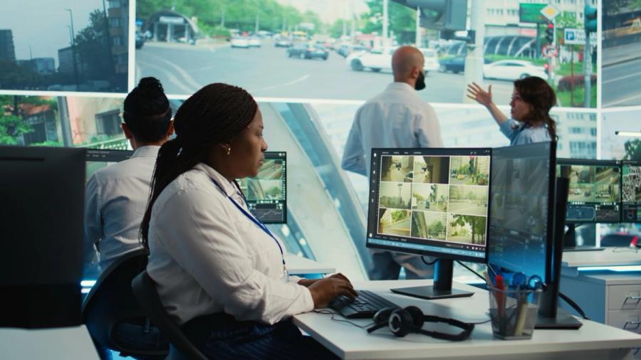 The Top Features to Look for in a Business Radio