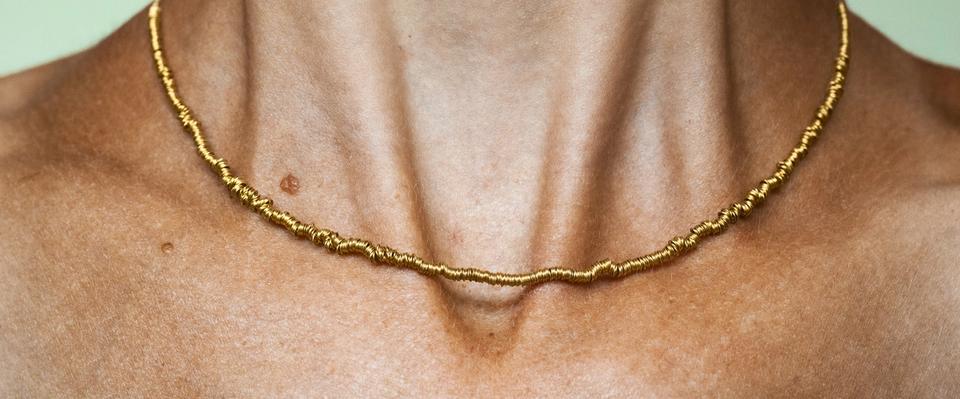 Lara Hirst's Links - A Necklace