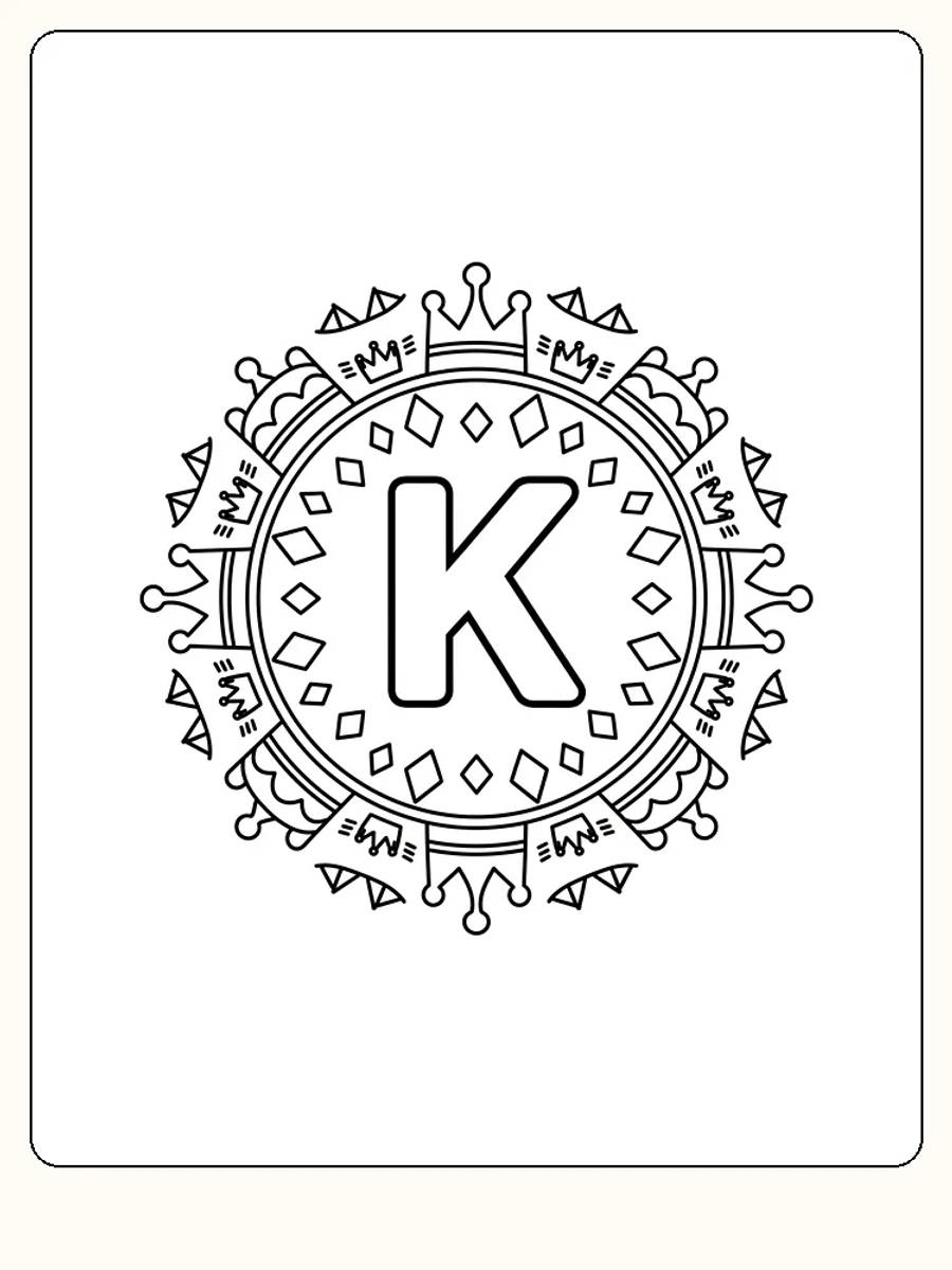 Detaljert mandala med bokstaven K og krone-motiver, perfekt for fargelegging