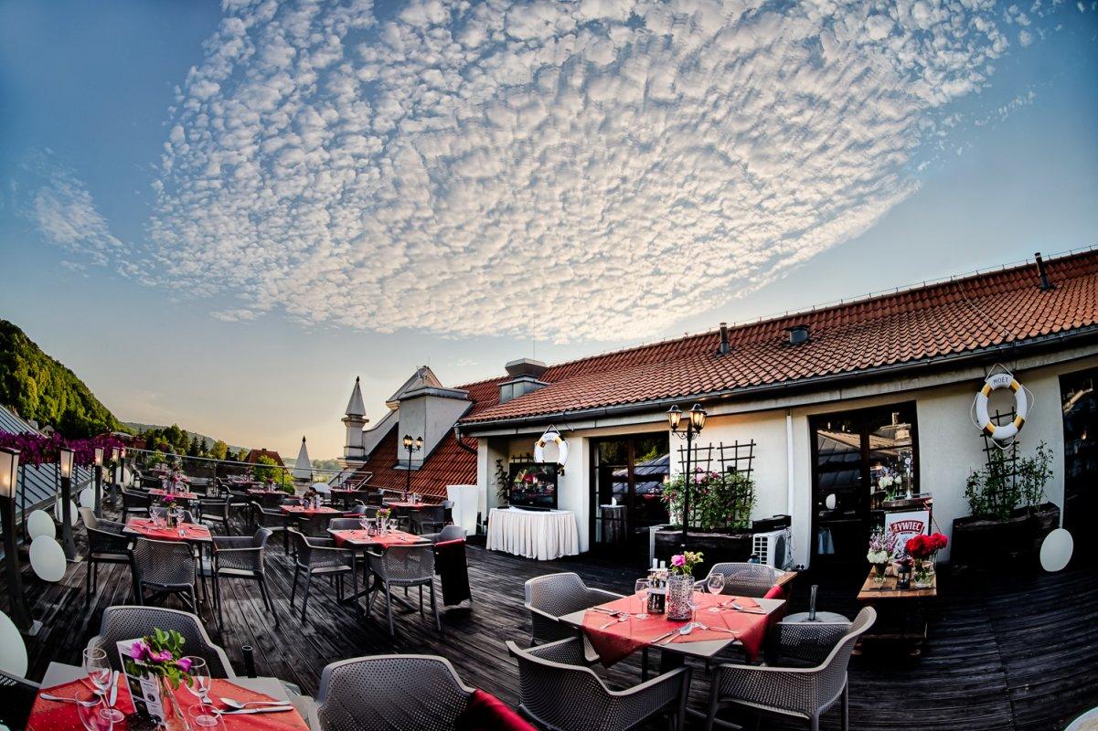 Przestrzeń tarasowa na event firmowy