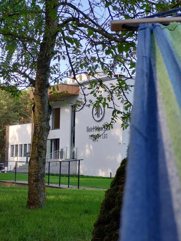 Ogród hotelowy na firmowy event outdoorowy