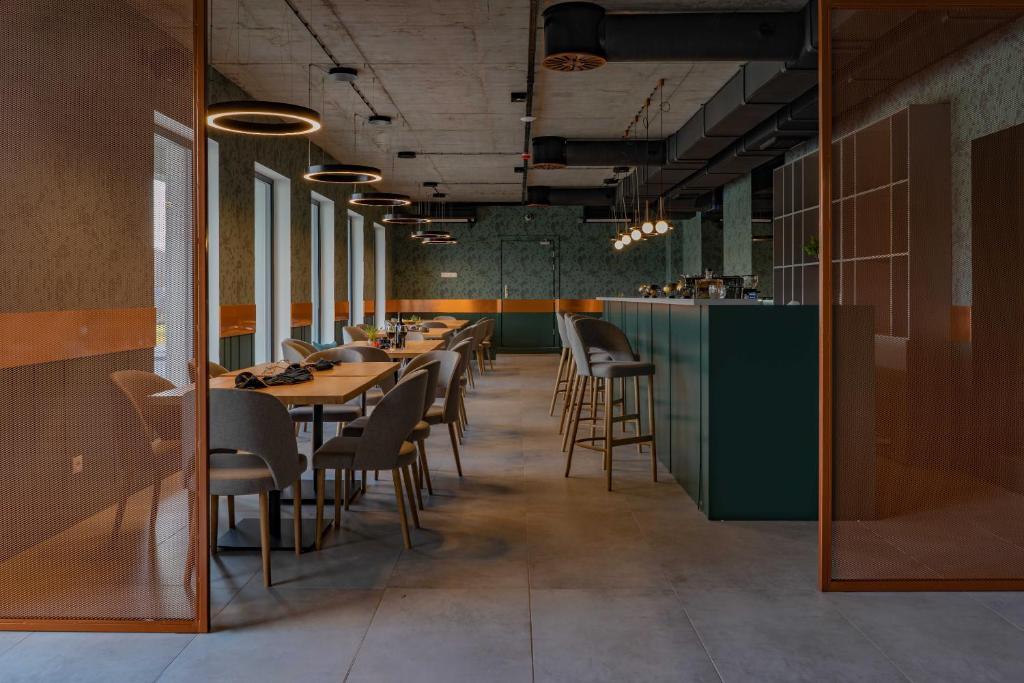 Restauracja industrialna na spotkanie projektowe