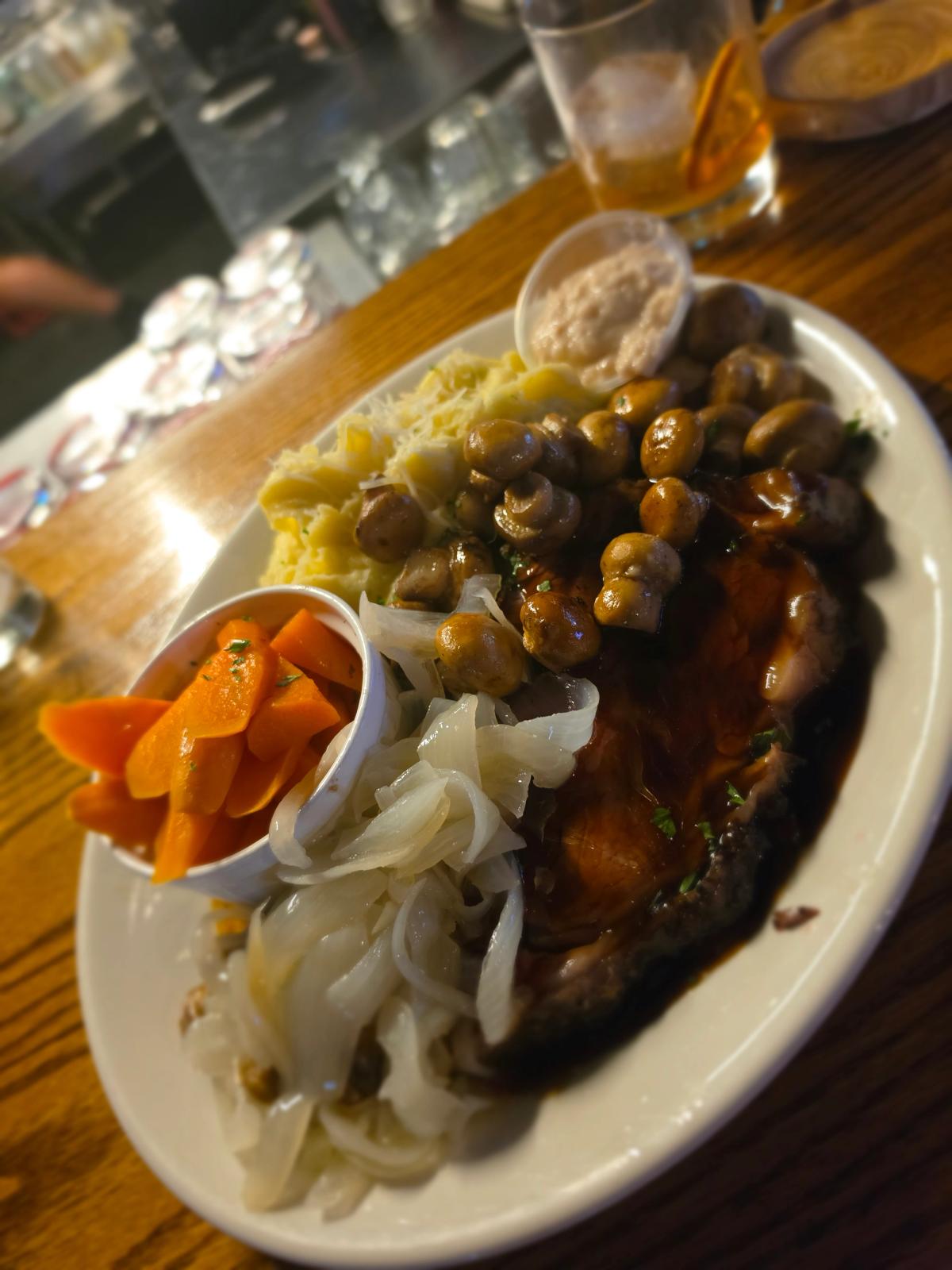 The Proper Eats & Drinks