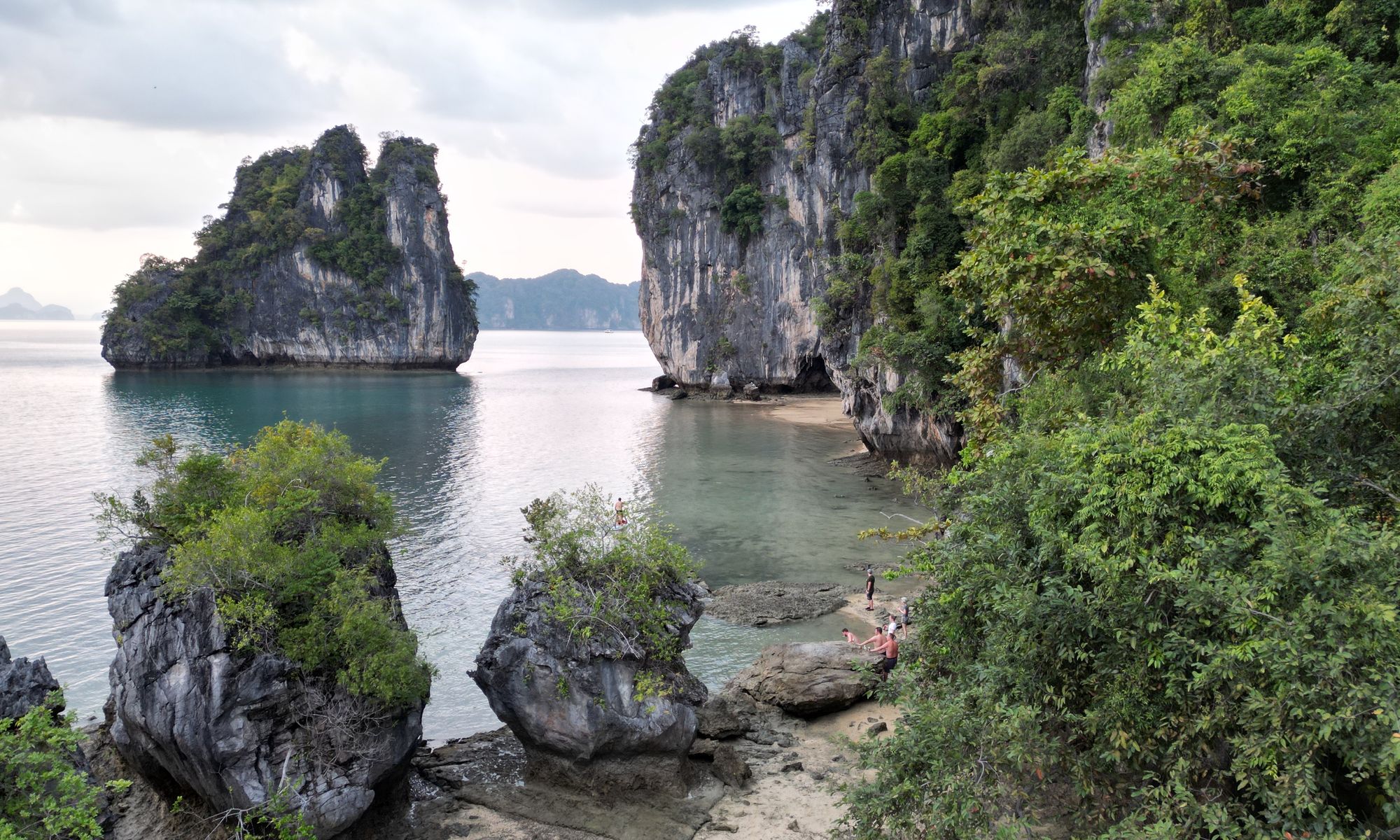 Phuket und die tropische Andamanensee