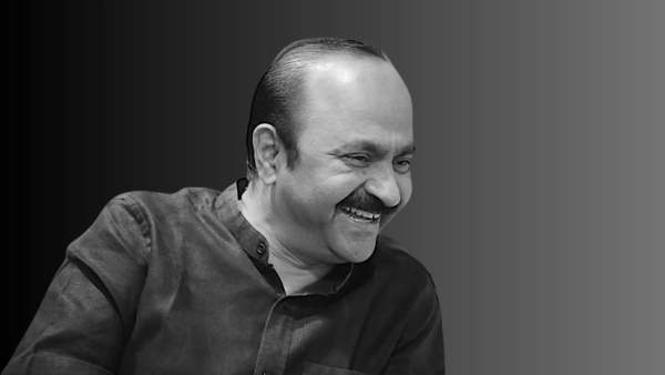 തീയിൽ കുരുത്തത് വെയിലത്ത് വാടില്ല : വി.ഡി. സതീശൻ – ആക്രമണങ്ങളിൽ വളർന്ന നേതാവ്