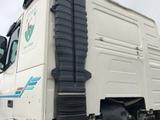 Volvo FH13 chassis and cab 8
