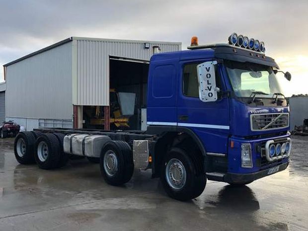 Volvo FM13 Chassis & Cab