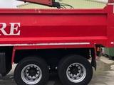 Hino 8X4 grab truck 7