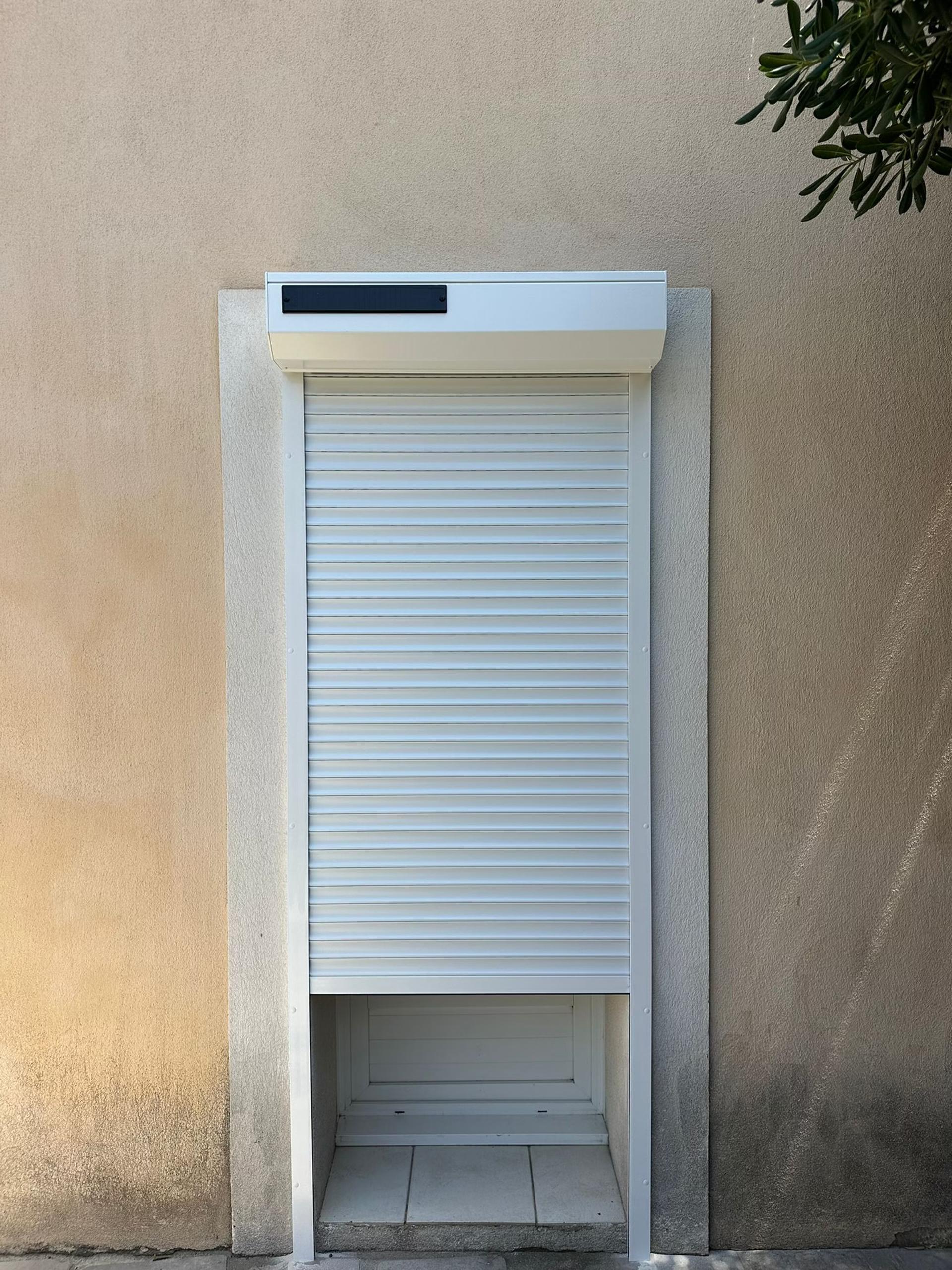 VOLET ROULANT SOLAIRE