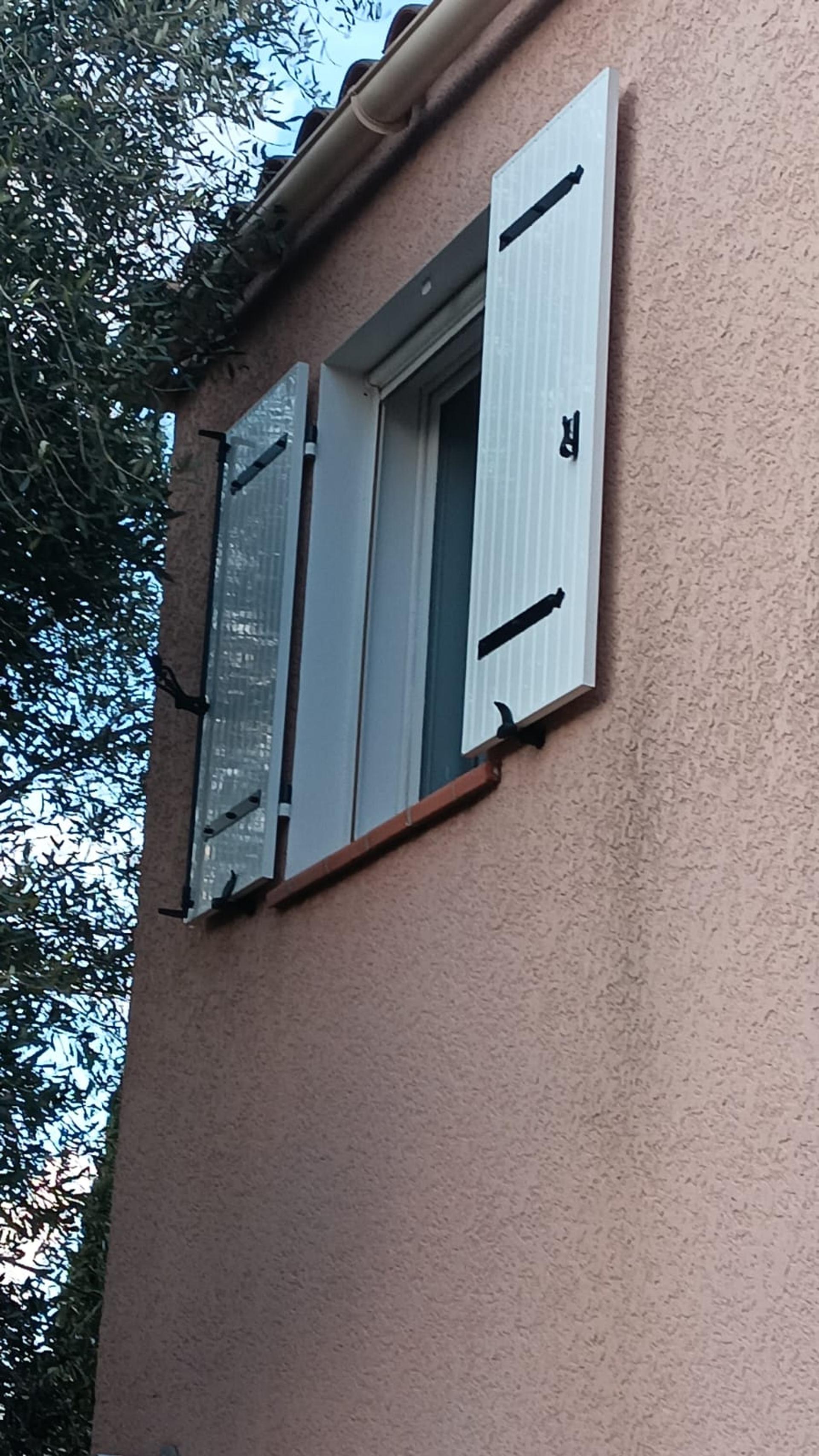 VOLET BATTANT PVC miniature 4