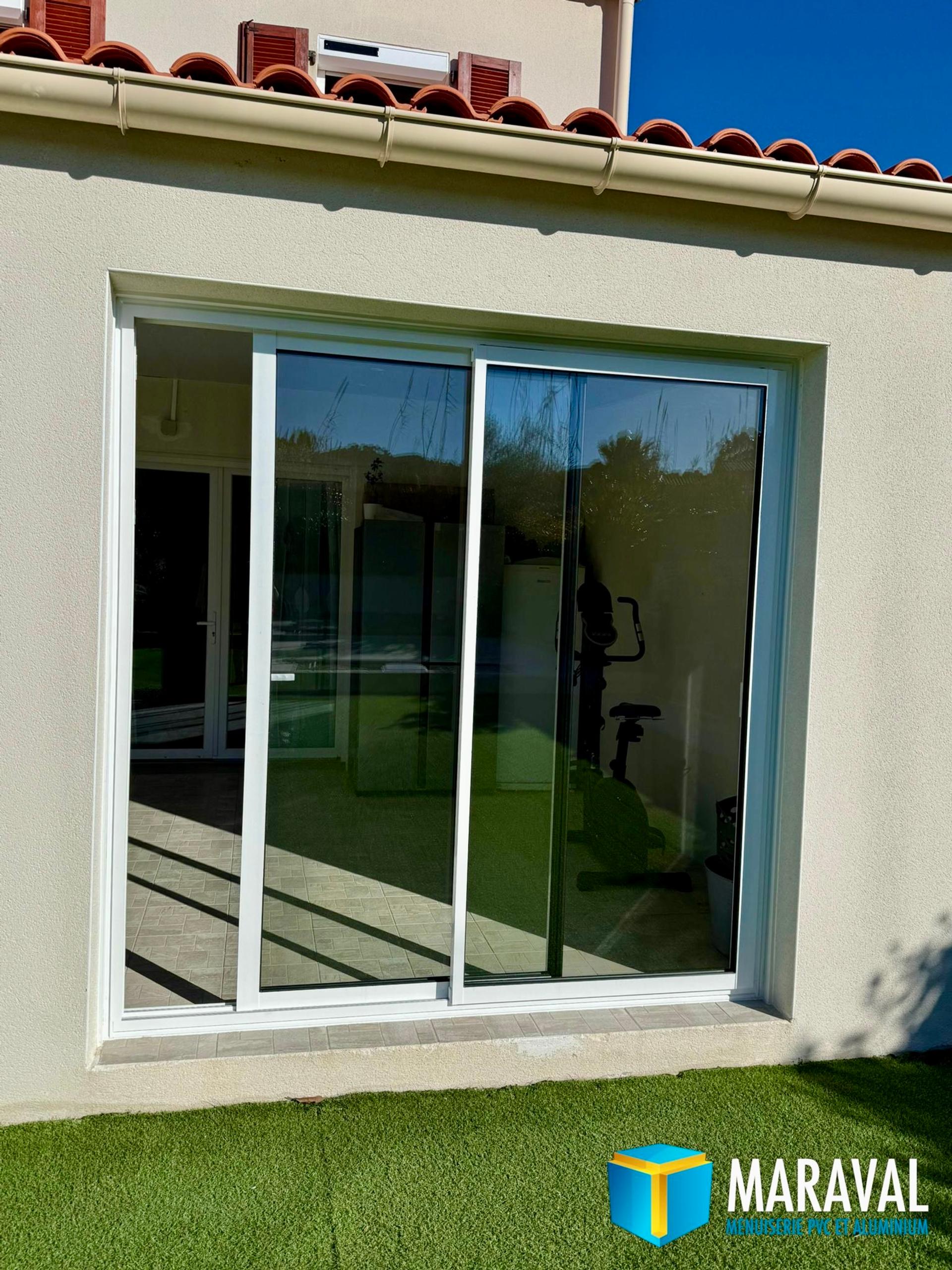 Fenêtre coulissante ATLANTEM avec volet solaire Somfy miniature 5