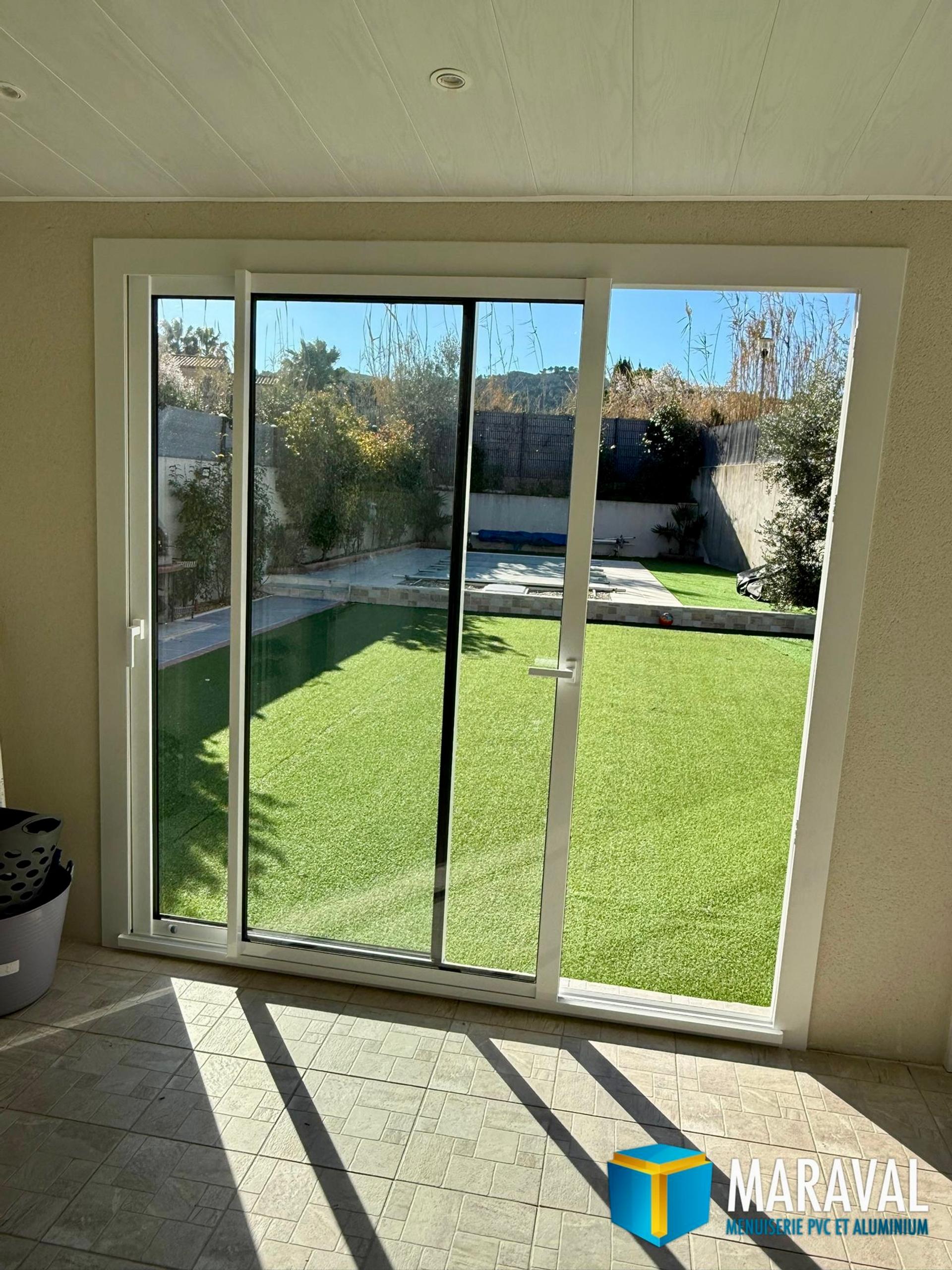 Fenêtre coulissante ATLANTEM avec volet solaire Somfy miniature 6