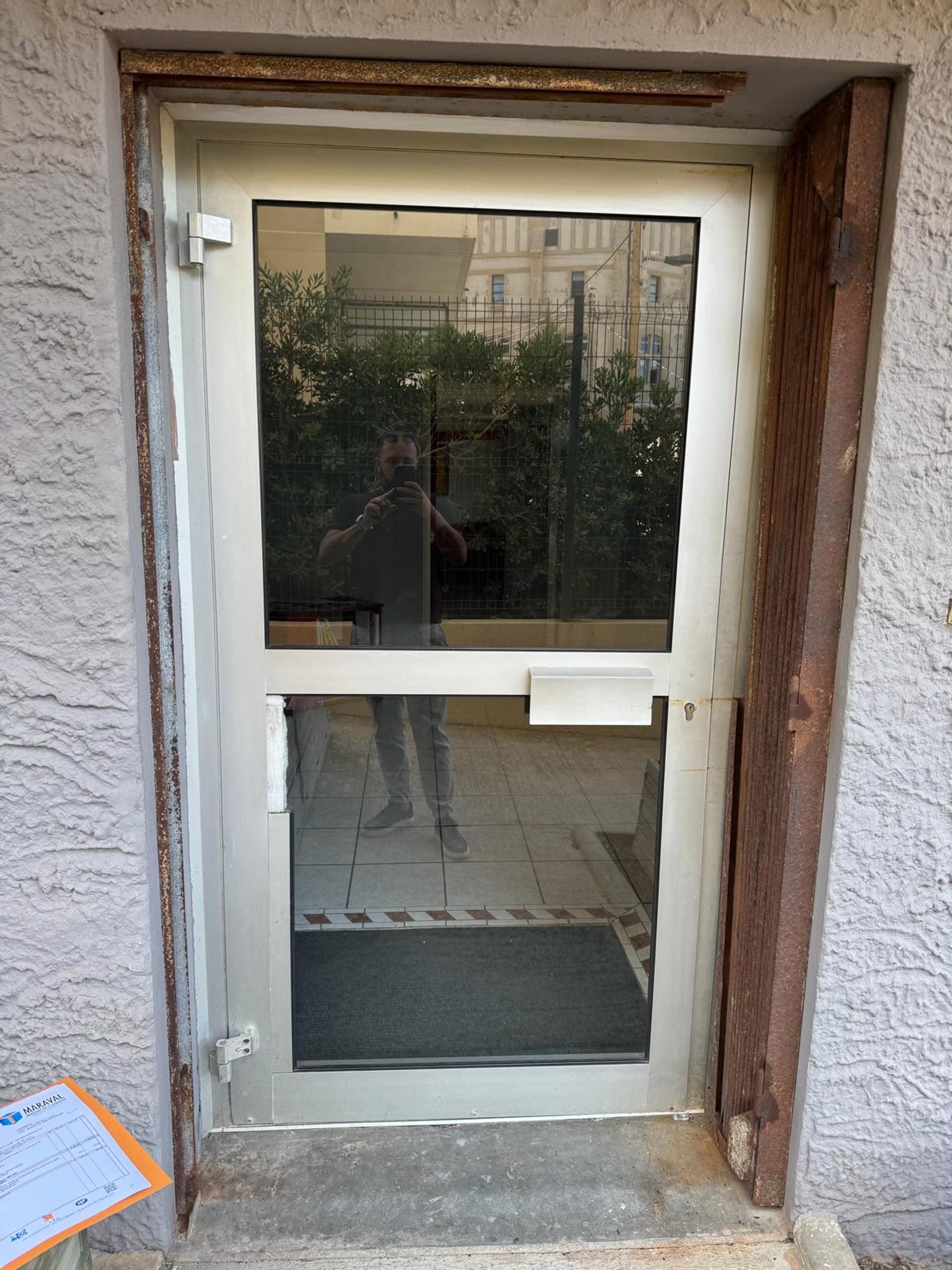 GRILLE EXTENSIBLE COMMERCE miniature 3