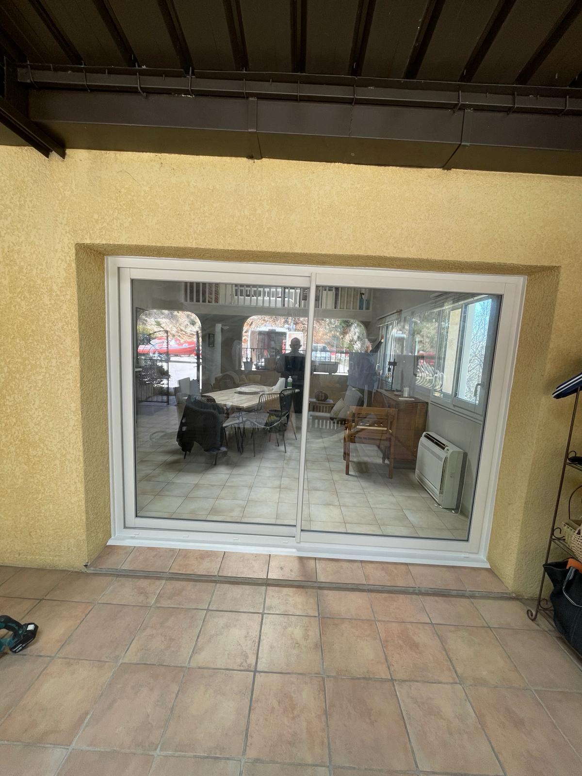 FENETRE PVC l COULISSANT