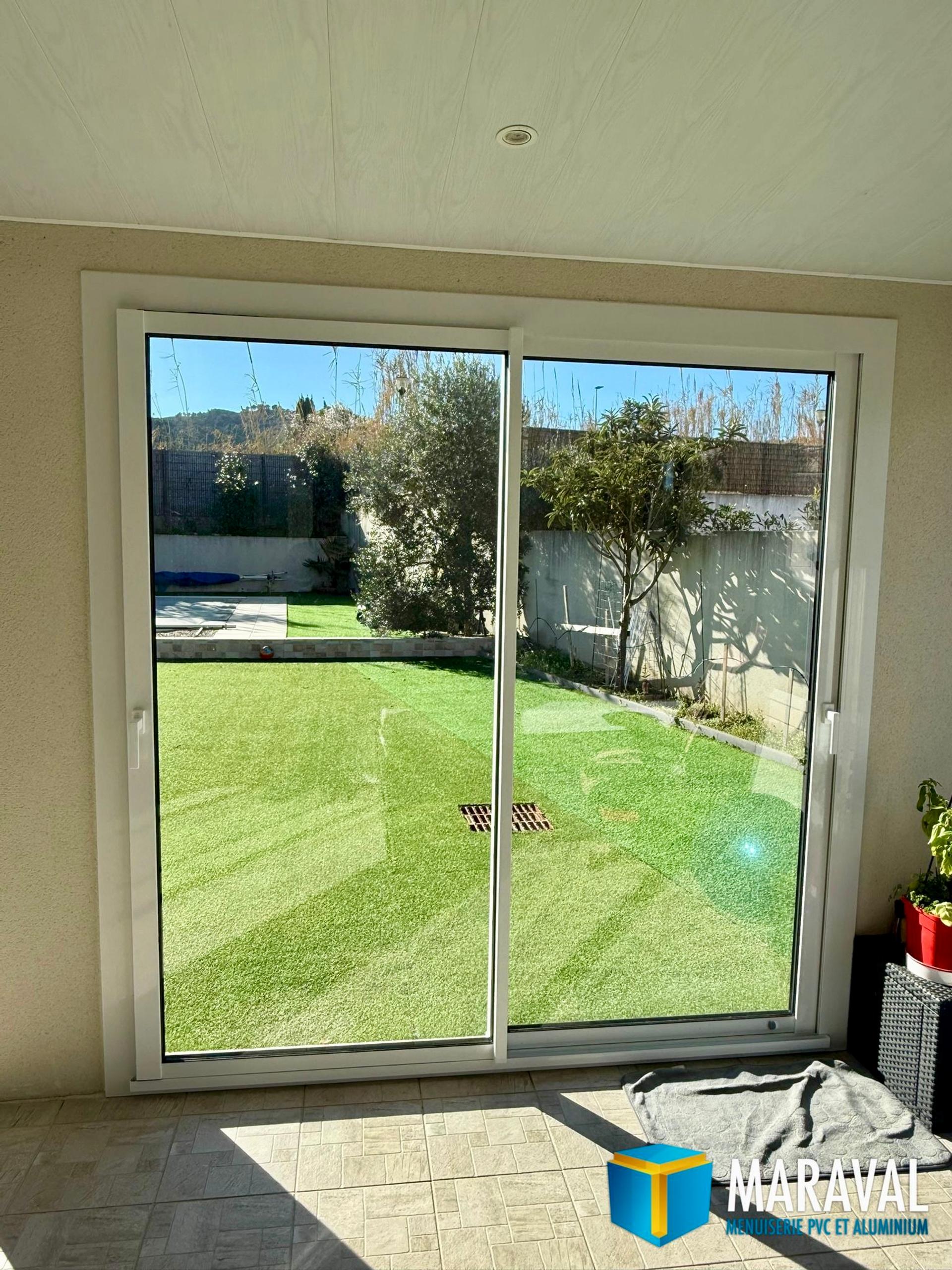 Fenêtre coulissante ATLANTEM avec volet solaire Somfy miniature 3