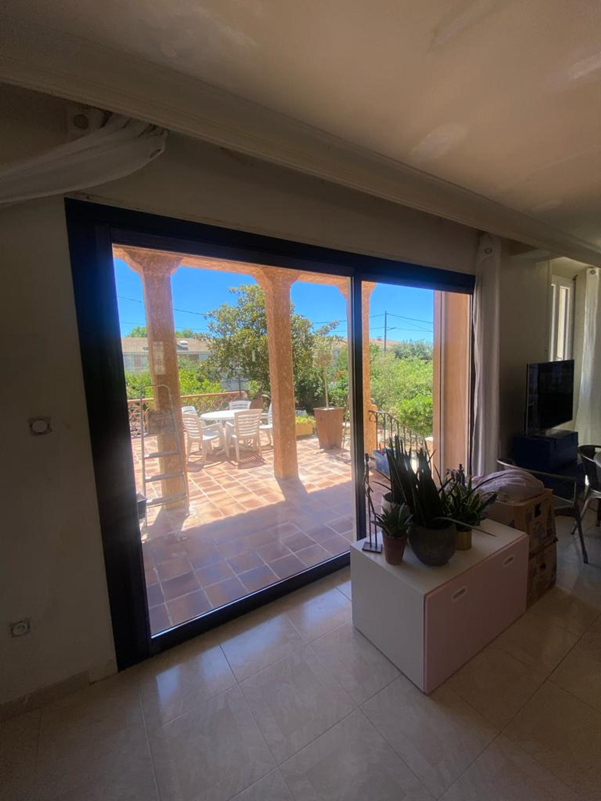 FENETRE COULISSANTE miniature 2