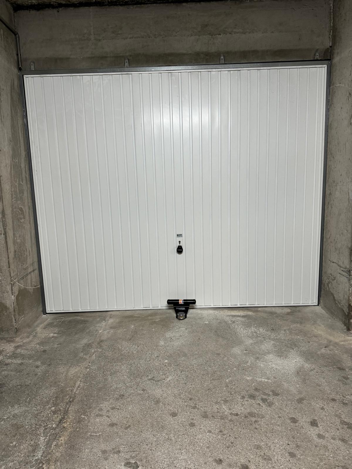 PORTE GARAGE BASCULANTE ANTI-EFFRACTION