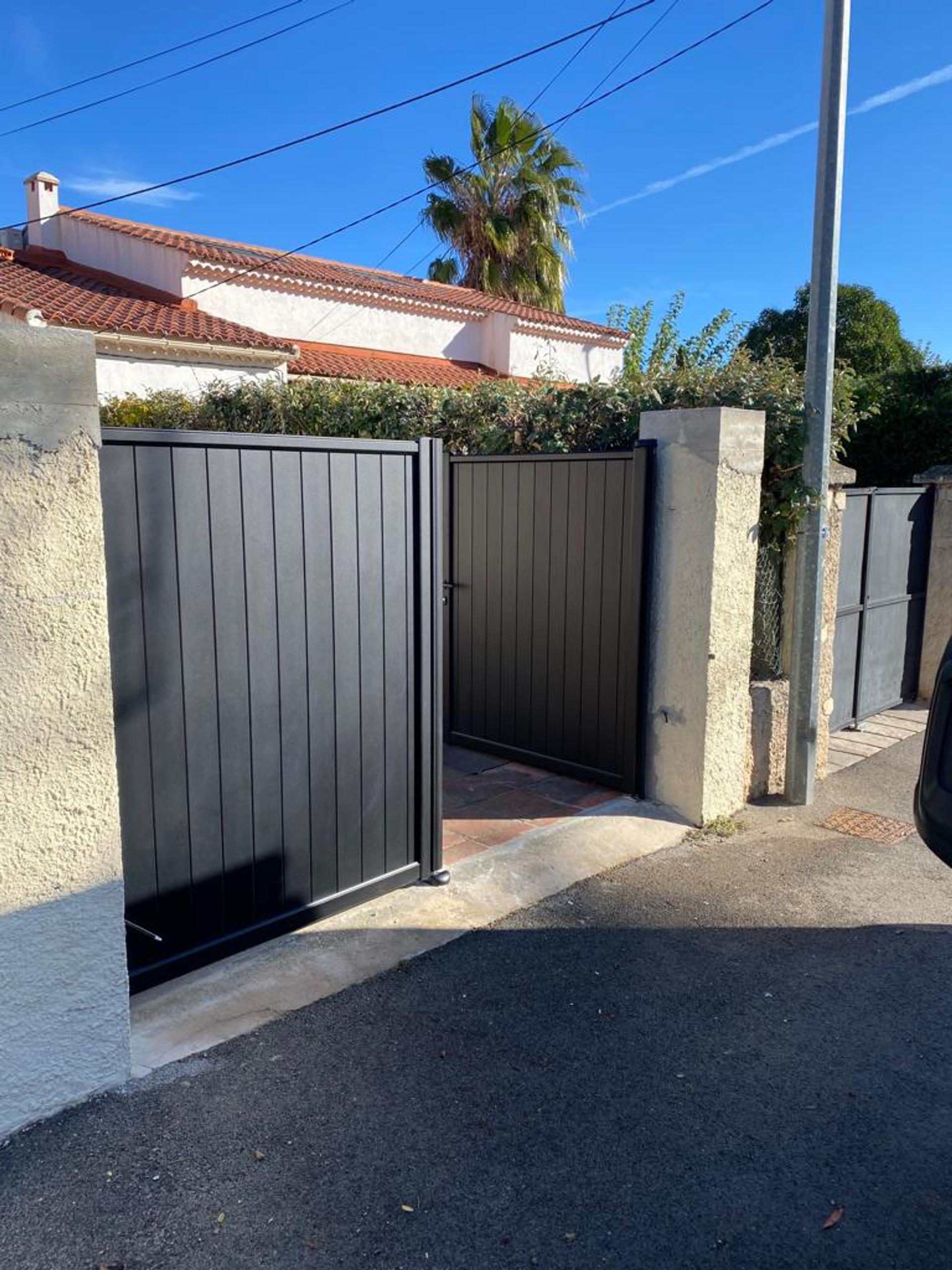 POSE PORTAIL ALUMINIUM